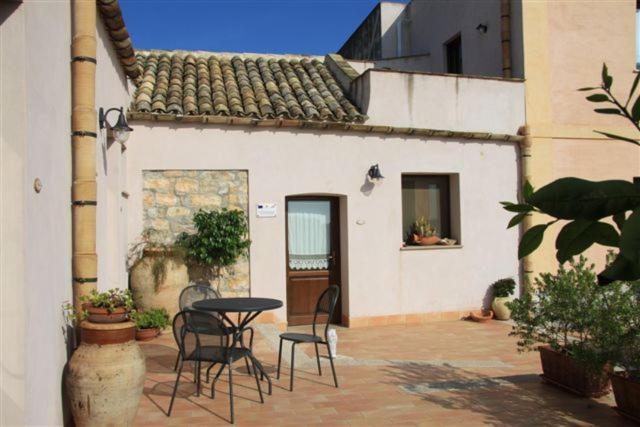 Agriturismo Baglio Donna Santa Dattilo Bagian luar foto